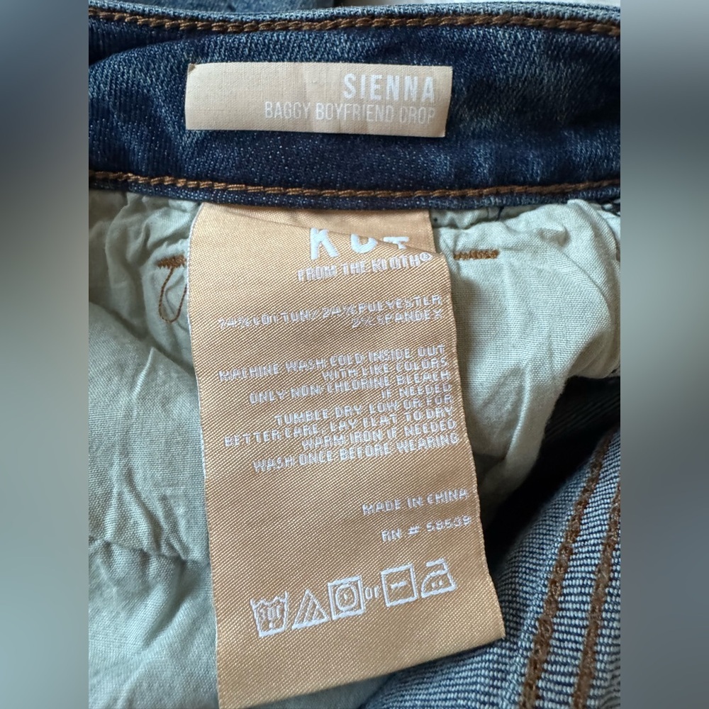 Kut from the Kloth Size 10 Sienna Baggy Boyfriend Crop - Picture 6 of 10